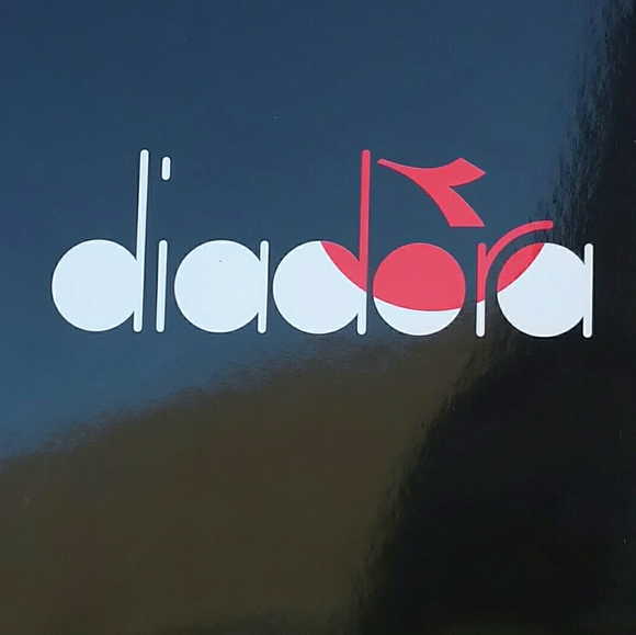 Last One Available | NWT Diadora Red Drawstring Sports Tote Bag - Picture 5 of 8